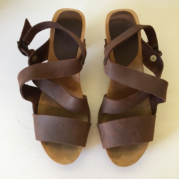 sanita clog sandals